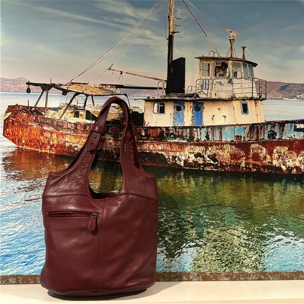 Northstyle soft leather hobo/bucket shoulder bag